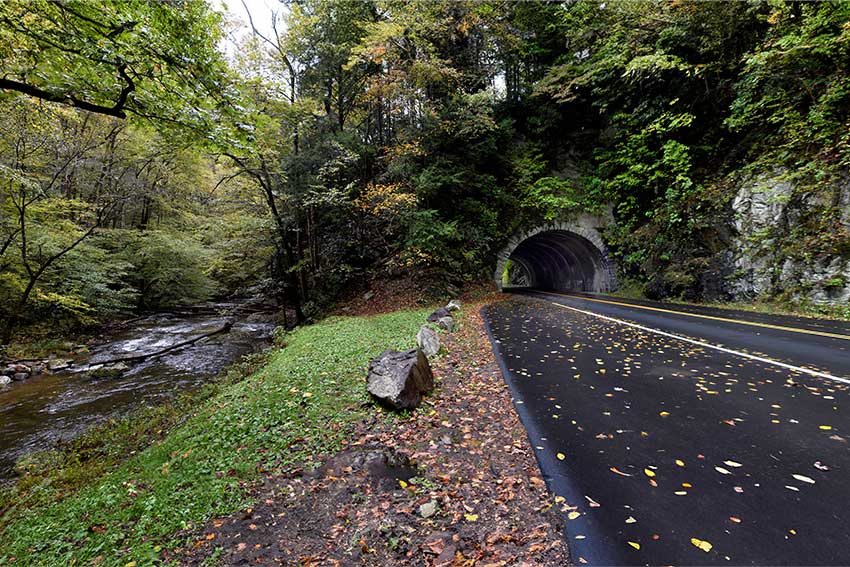 Explore-the-smoky-Mountains