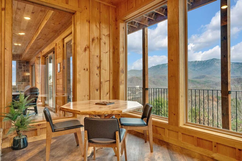 balcony-dining-table
