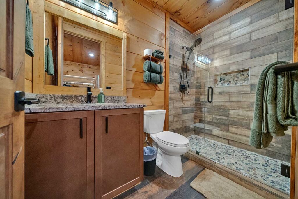 full-sie-bathroom-4